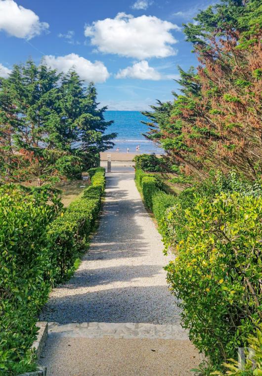 A villa overlooking Omaha Beach in Vierville-sur-Mer, in Calvados - photo  n°30
